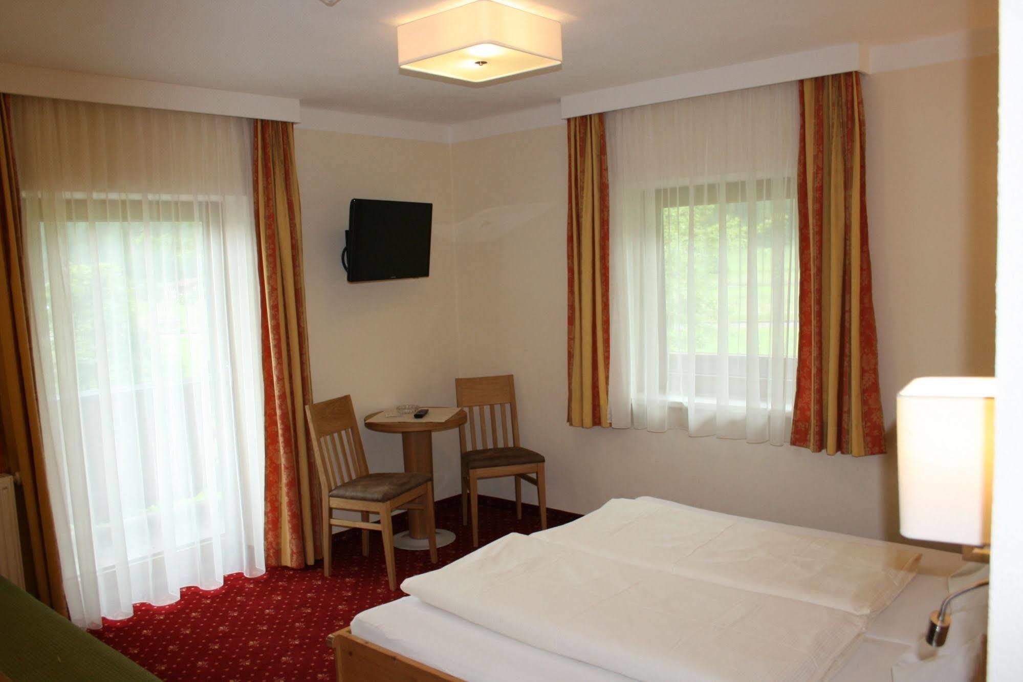 Pension Birkenhof Mayrhofen Extérieur photo