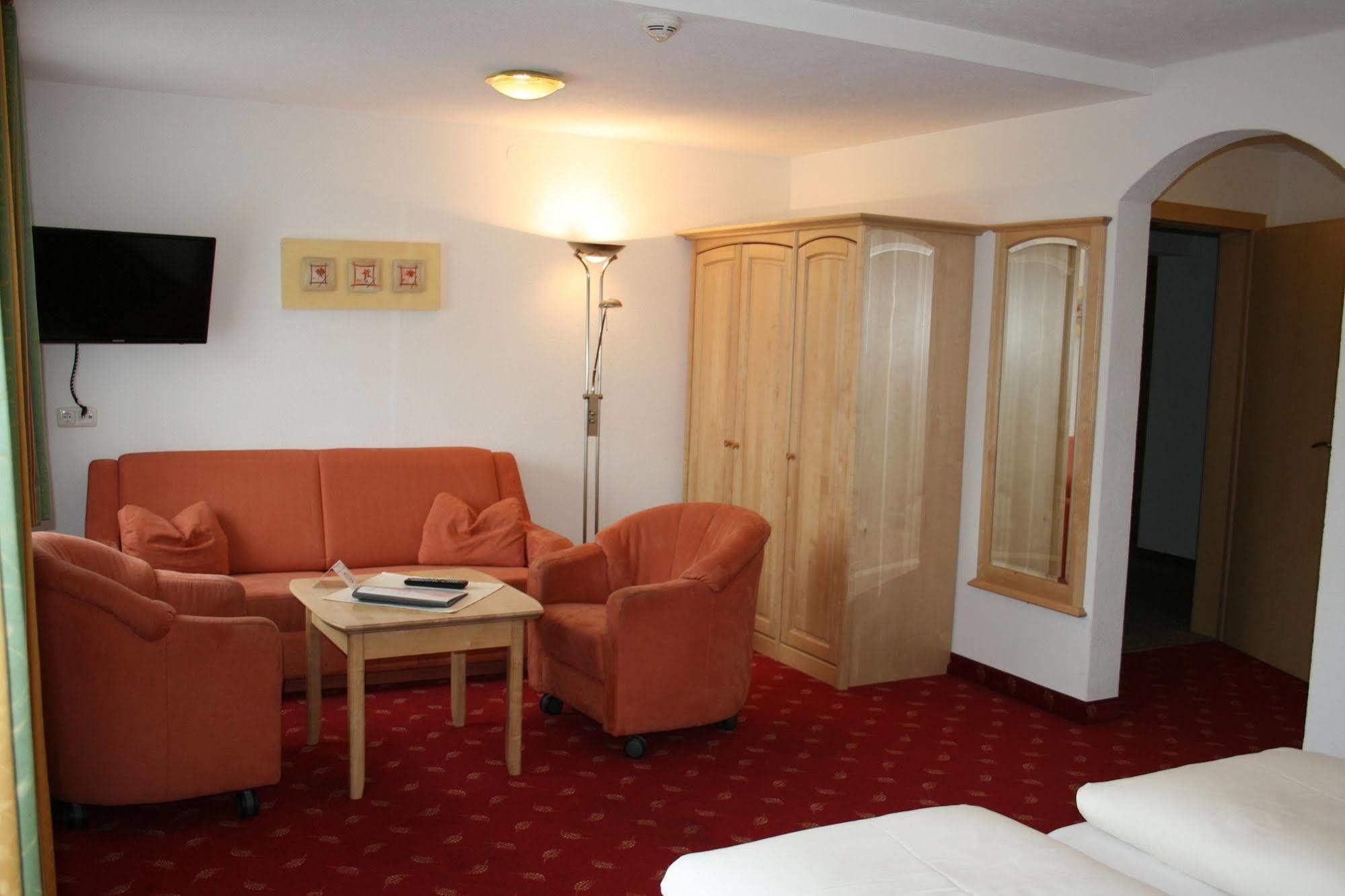 Pension Birkenhof Mayrhofen Extérieur photo